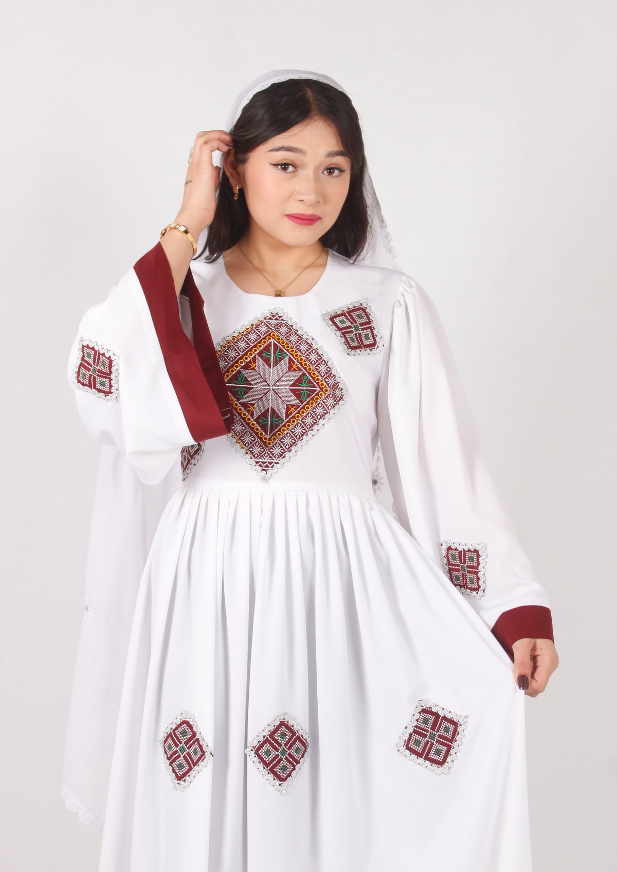 White Hazaragi Long Dress – Handcrafted Crepe Fabric 4