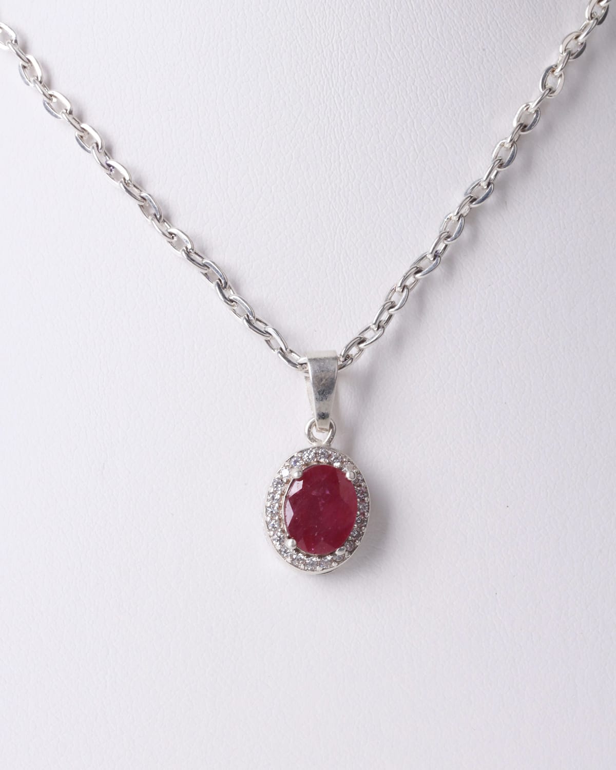 Elegant Ruby Necklace 2