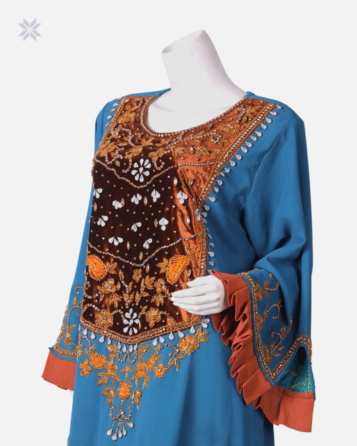 Arabic Long Dress with Beadwork 7