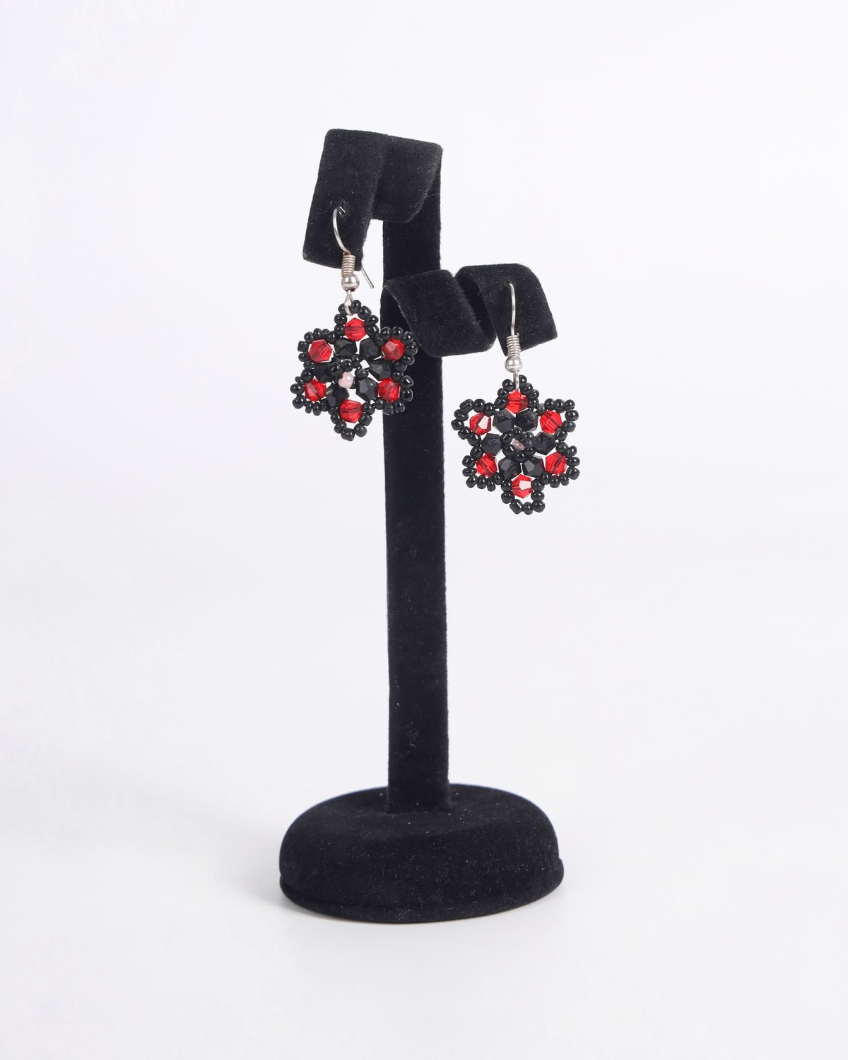 Red & Black Beaded Jewelry Set 1