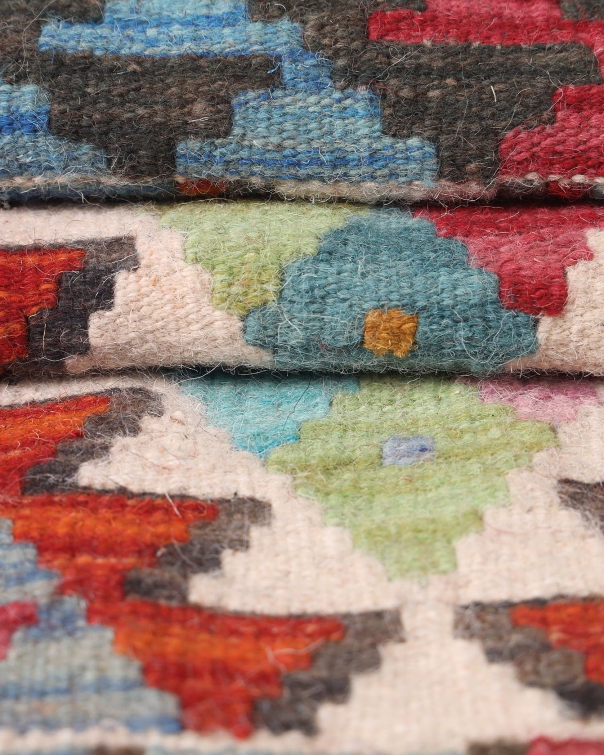 Handwoven Afghan Wool Kilim 3
