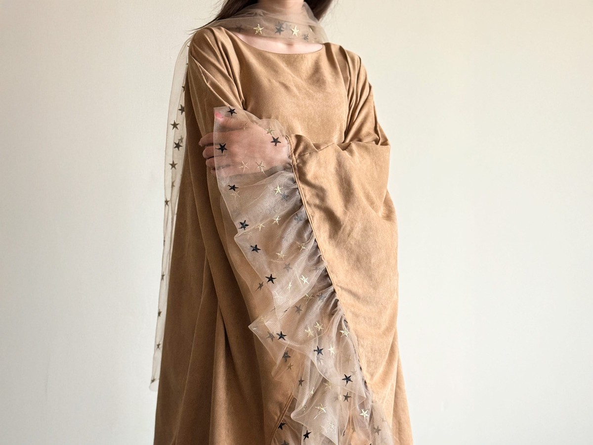 The Celestial Cuffs Abaya Set (Dark Beige) 4