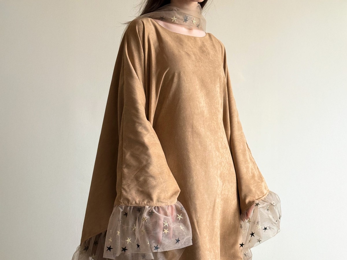 The Celestial Cuffs Abaya Set (Dark Beige) 2