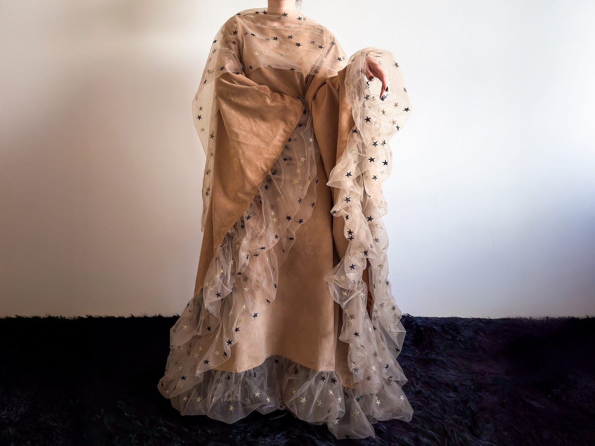 The Celestial Cuffs Abaya Set (Dark Beige) 3