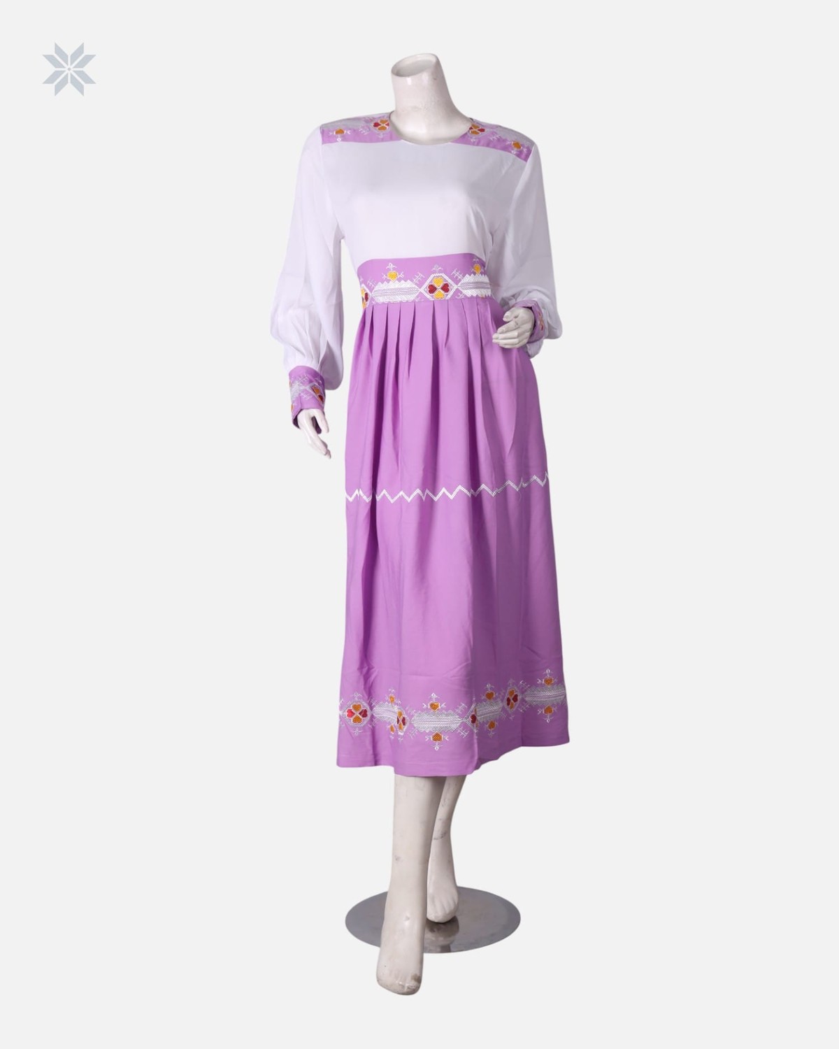 Lavender & White Women’s Simple Dress 2