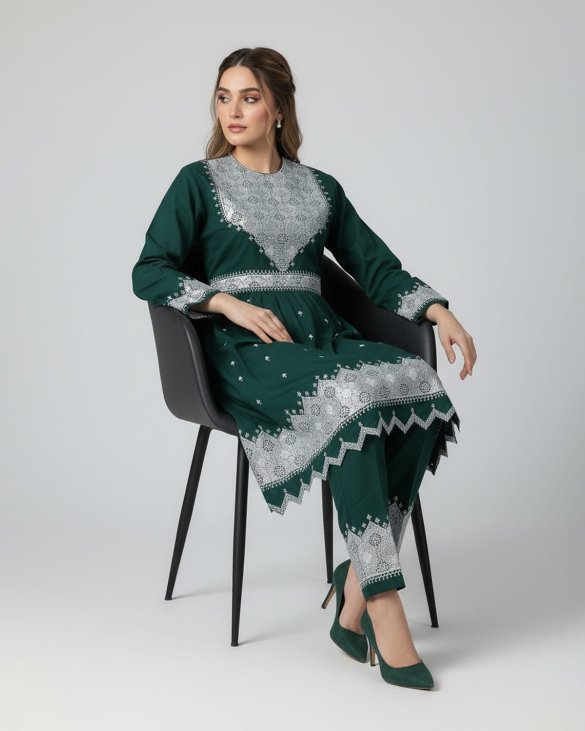 Hazargi Traditional Outfit – Deep Green Embroidered Dress with Shawl 1