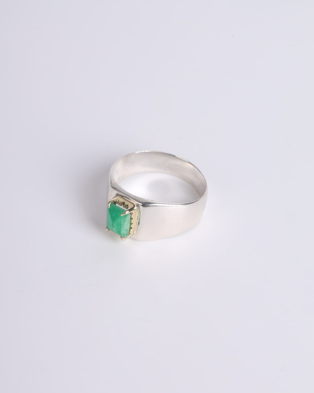 Ring with Panjshir Emerald – 925 Sterling Silver 1