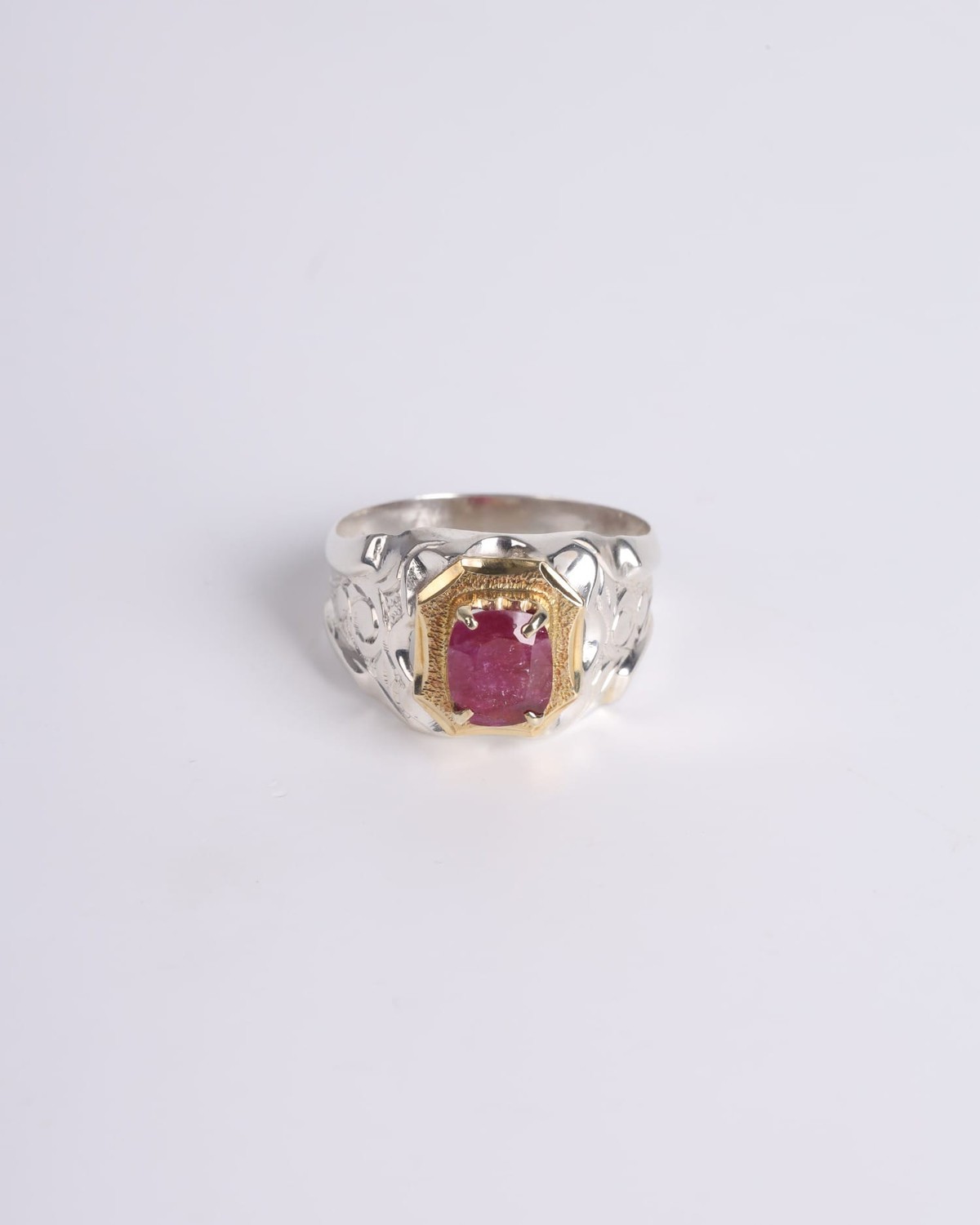 Modern Men's Silver Ring with 1.75ct Ruby Gemstone 1