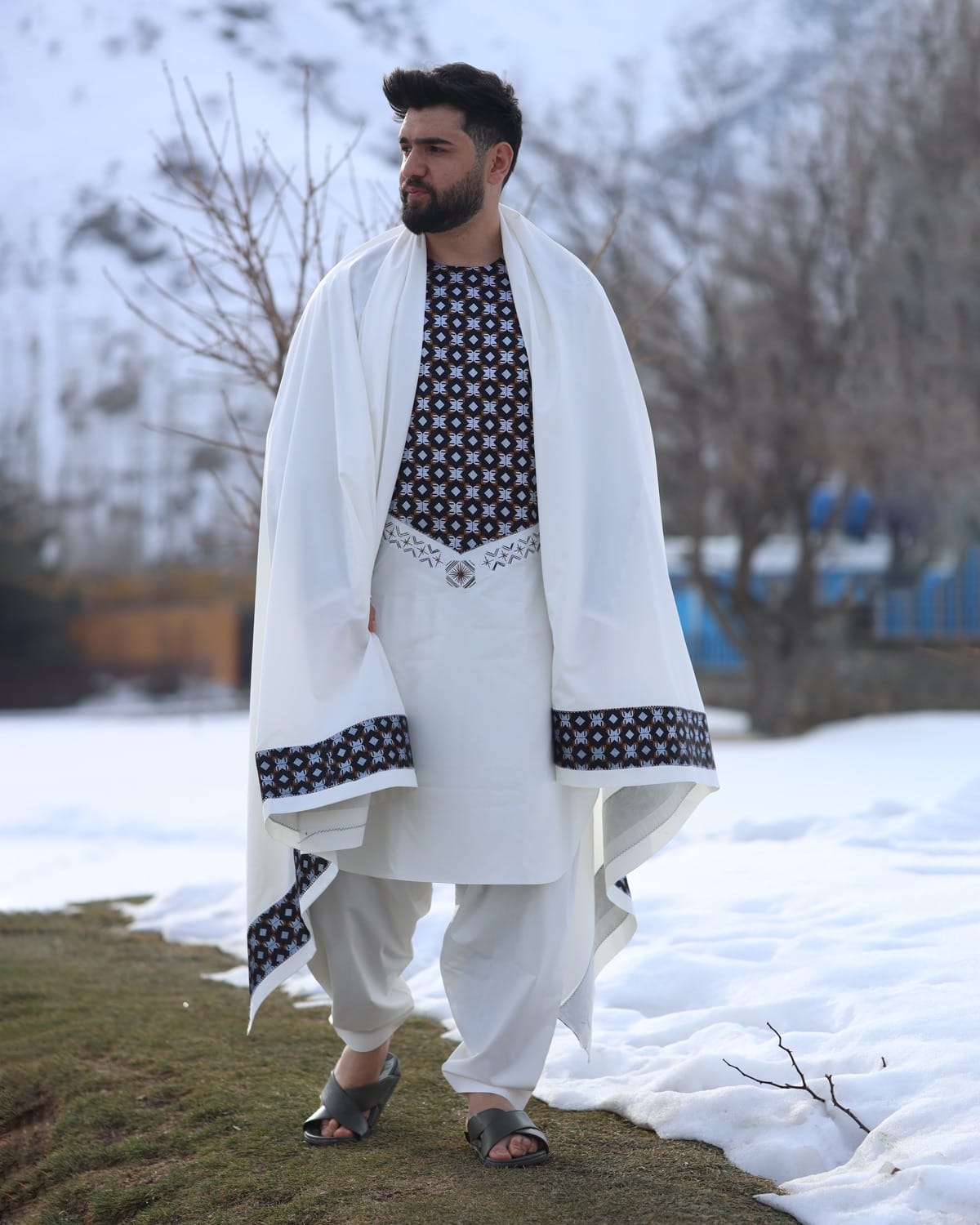 Clothes for Men Afghan White Shalwar Kameez with Shawl 7