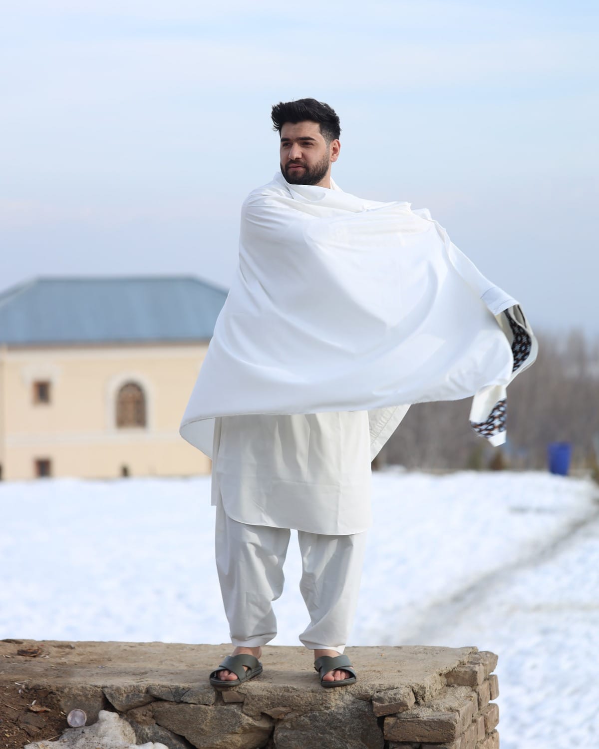 Clothes for Men Afghan White Shalwar Kameez with Shawl 1