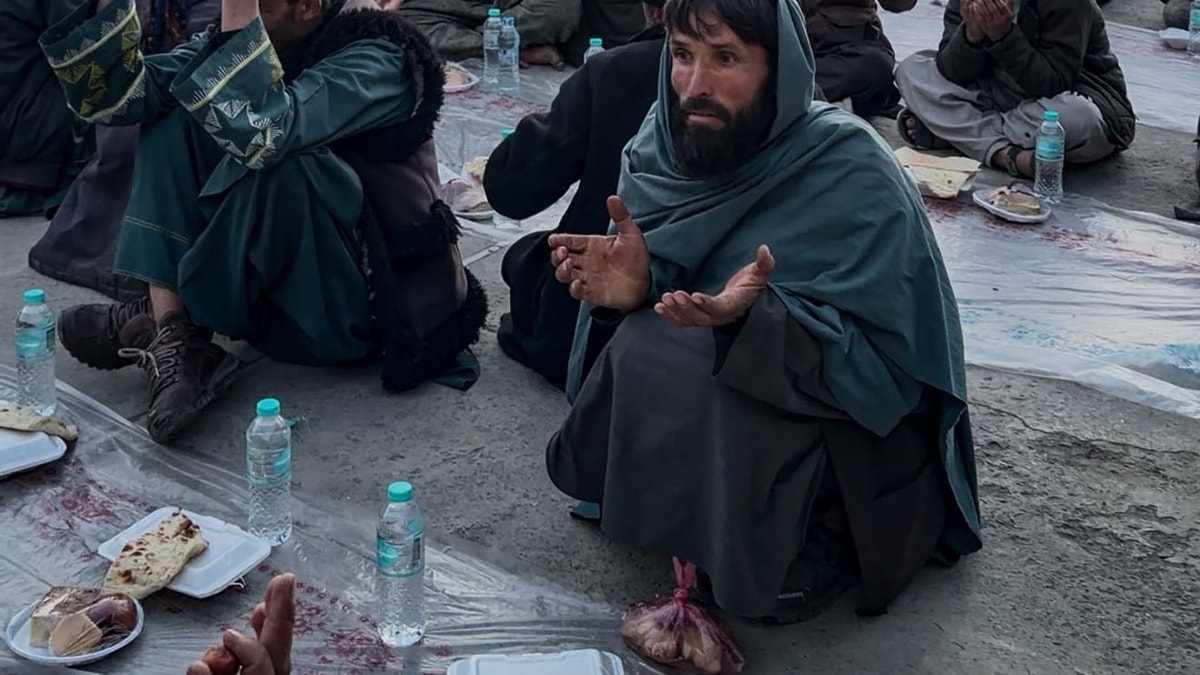 Support afghan orphans and widows 3