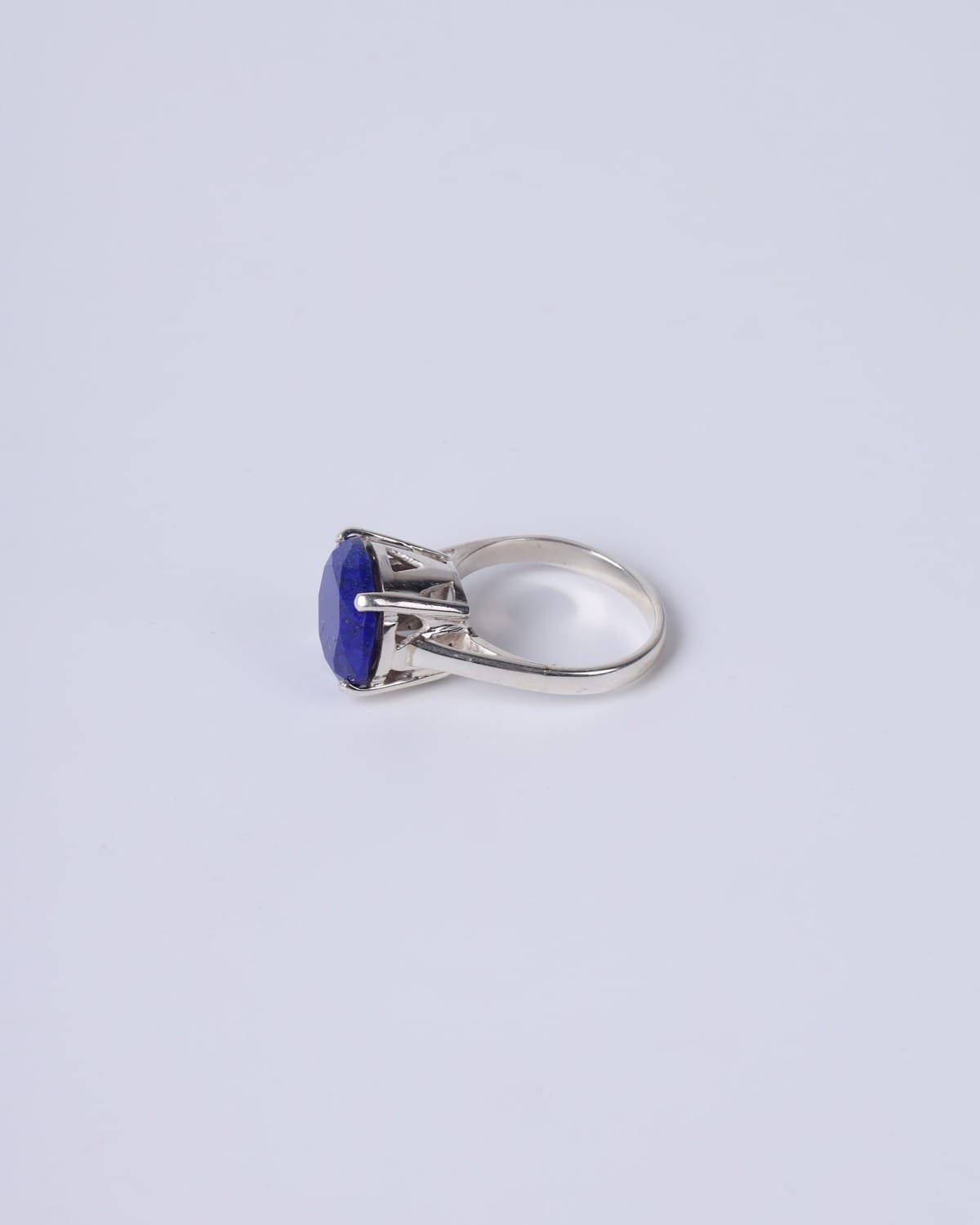 Blue Lapis Lazuli Ring in Silver – Elegant Deep Blue Design 2