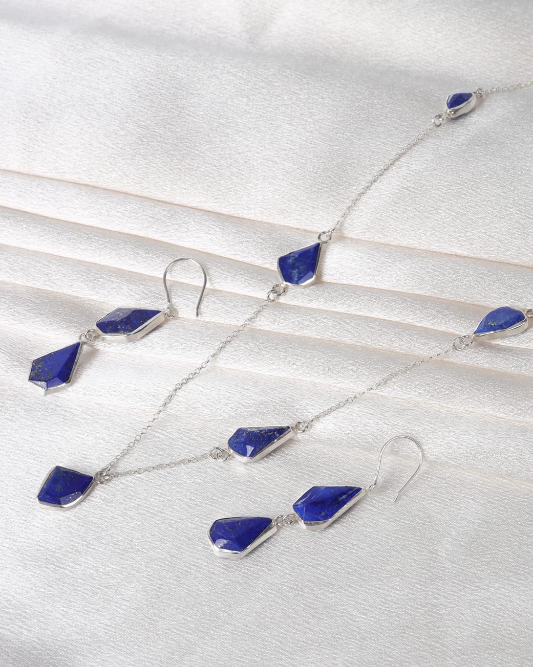 Mughal Collection Lapis Jewelry Set – Necklace & Earrings 1