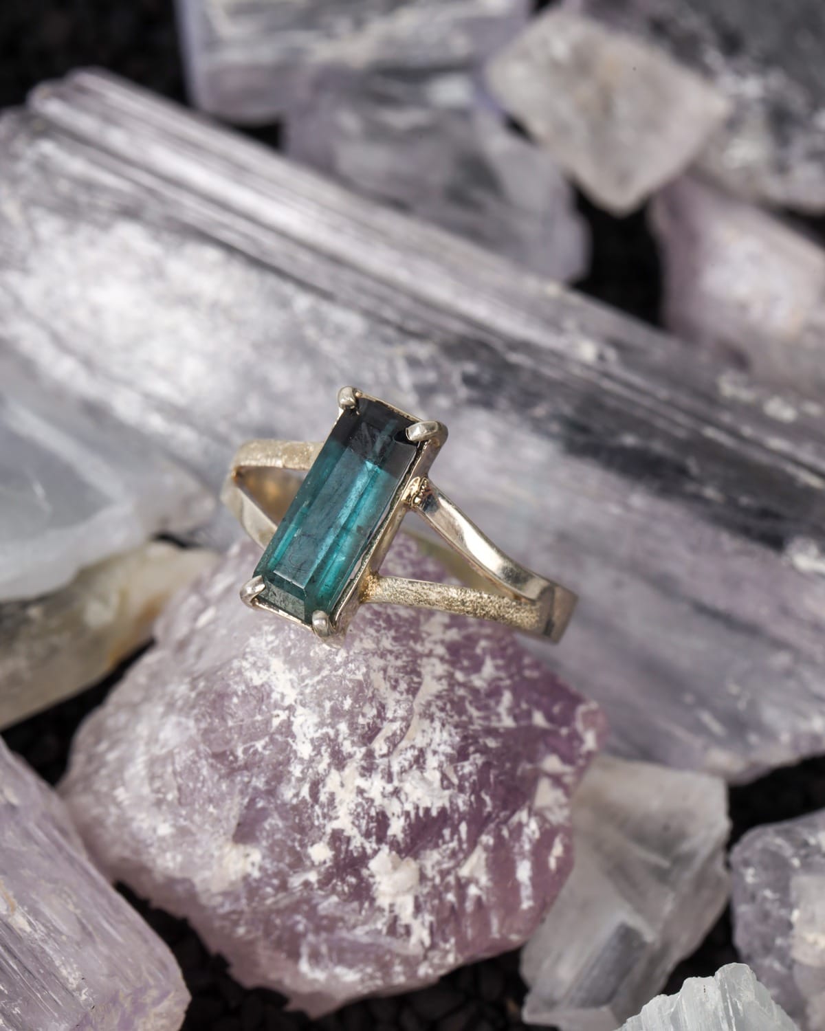 Sky Blue Tourmaline "Mehr Afarin" Ring in 925 Sterling Silver 1