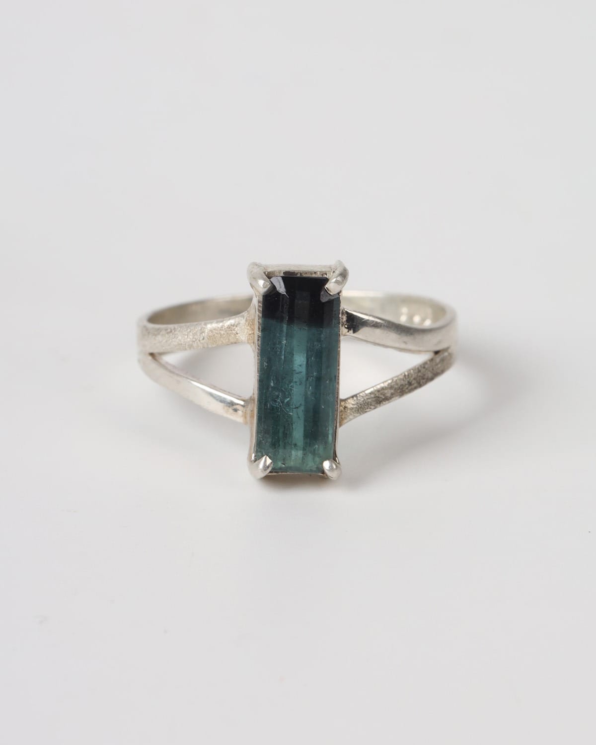 Sky Blue Tourmaline "Mehr Afarin" Ring in 925 Sterling Silver 2