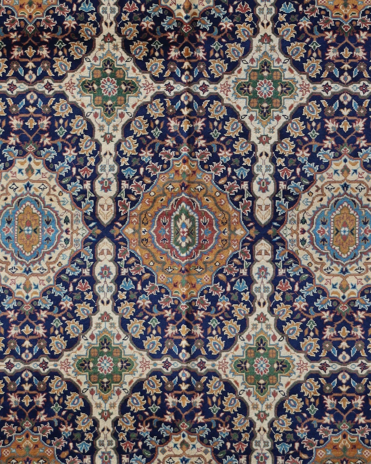 Zeer Khaki Design Rug 1