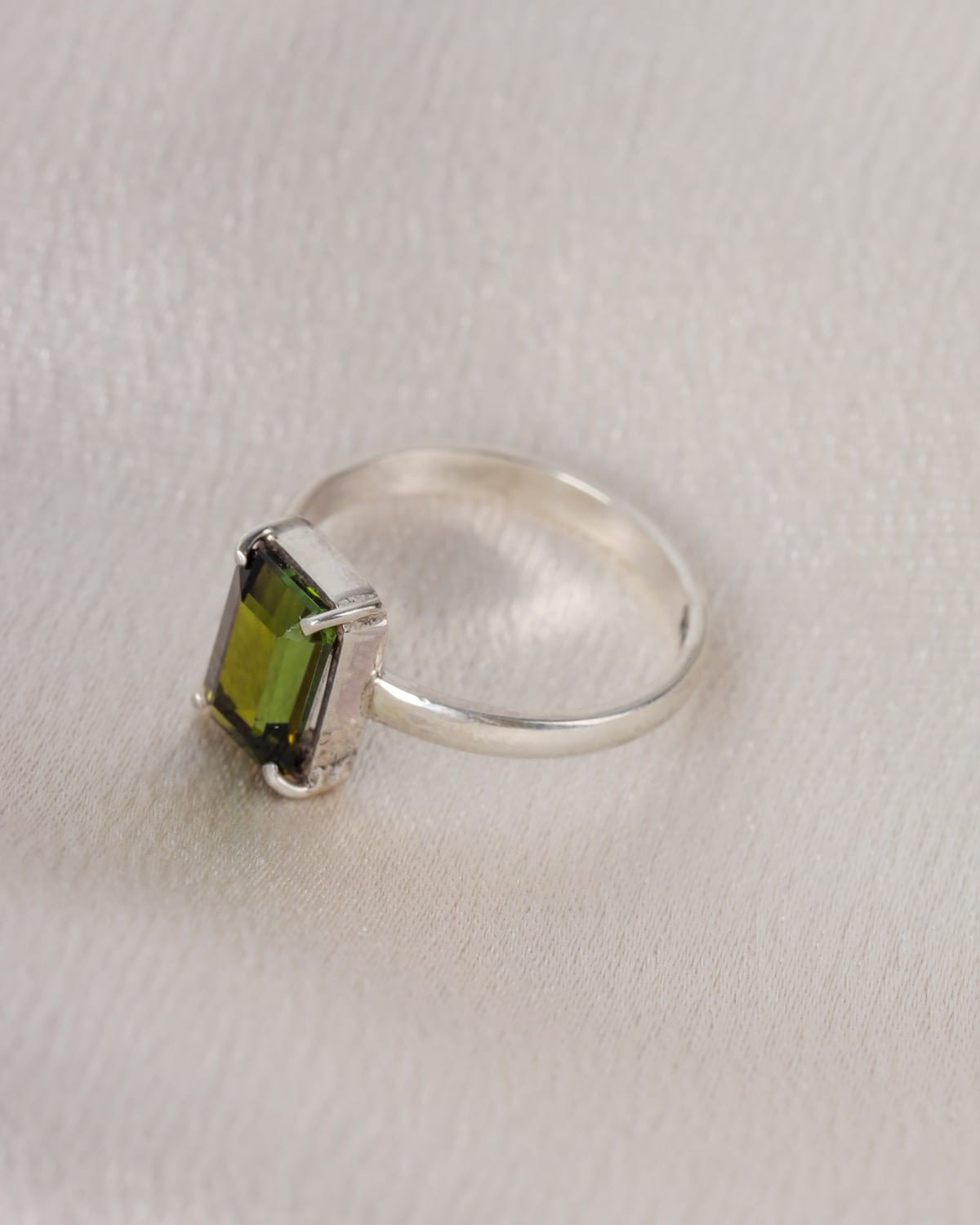 Womens Green Tourmaline Sterling Silver Ring 7