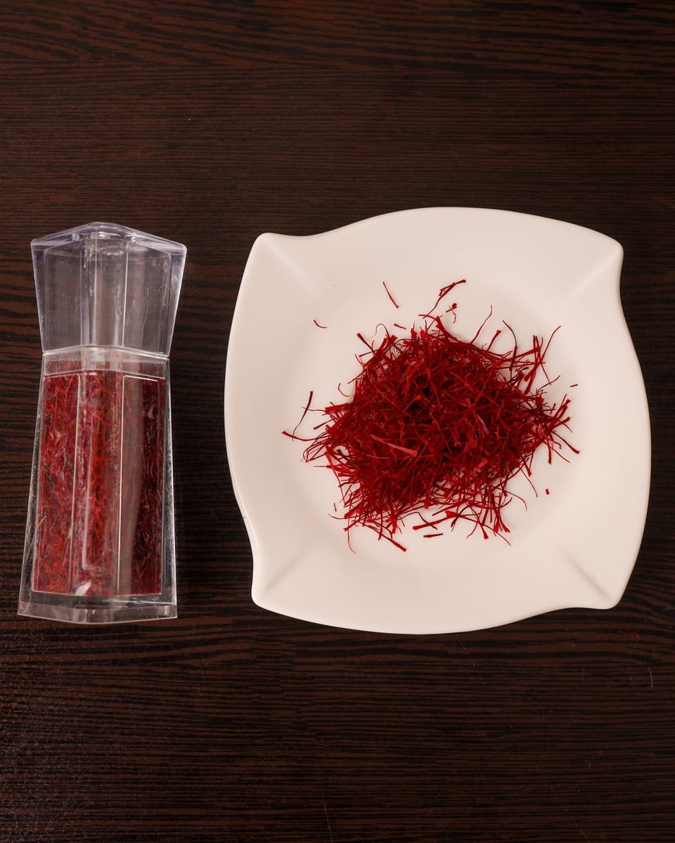 Red Gold Saffron 0.5 g 4