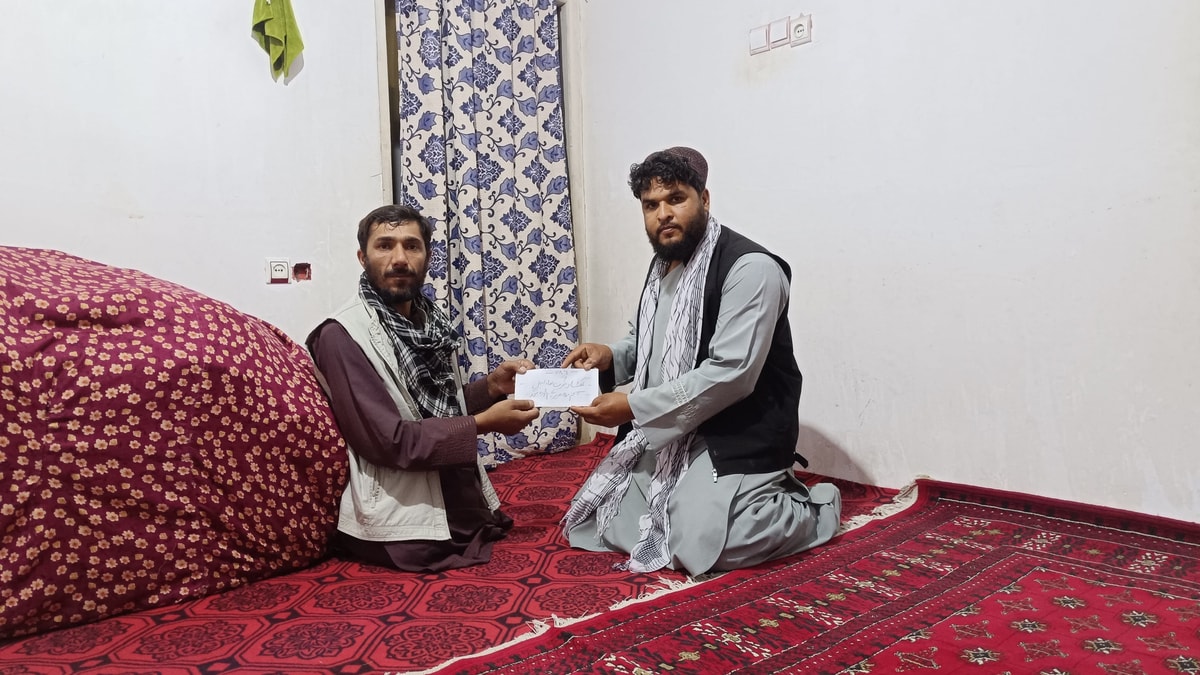 Help Abdul Basir who Lost Both legs due to war in Afghanistan 1