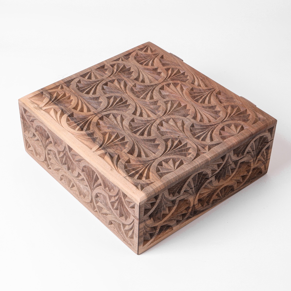 Tea box | walnut wood handcrafted 3