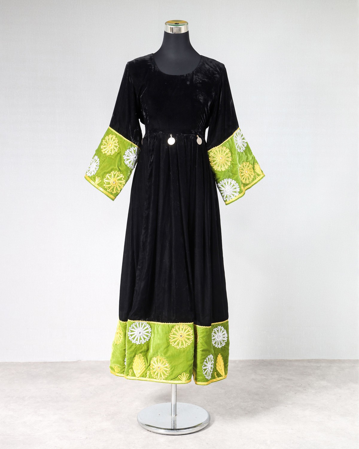 Velvet silk dress, Black and green color 2