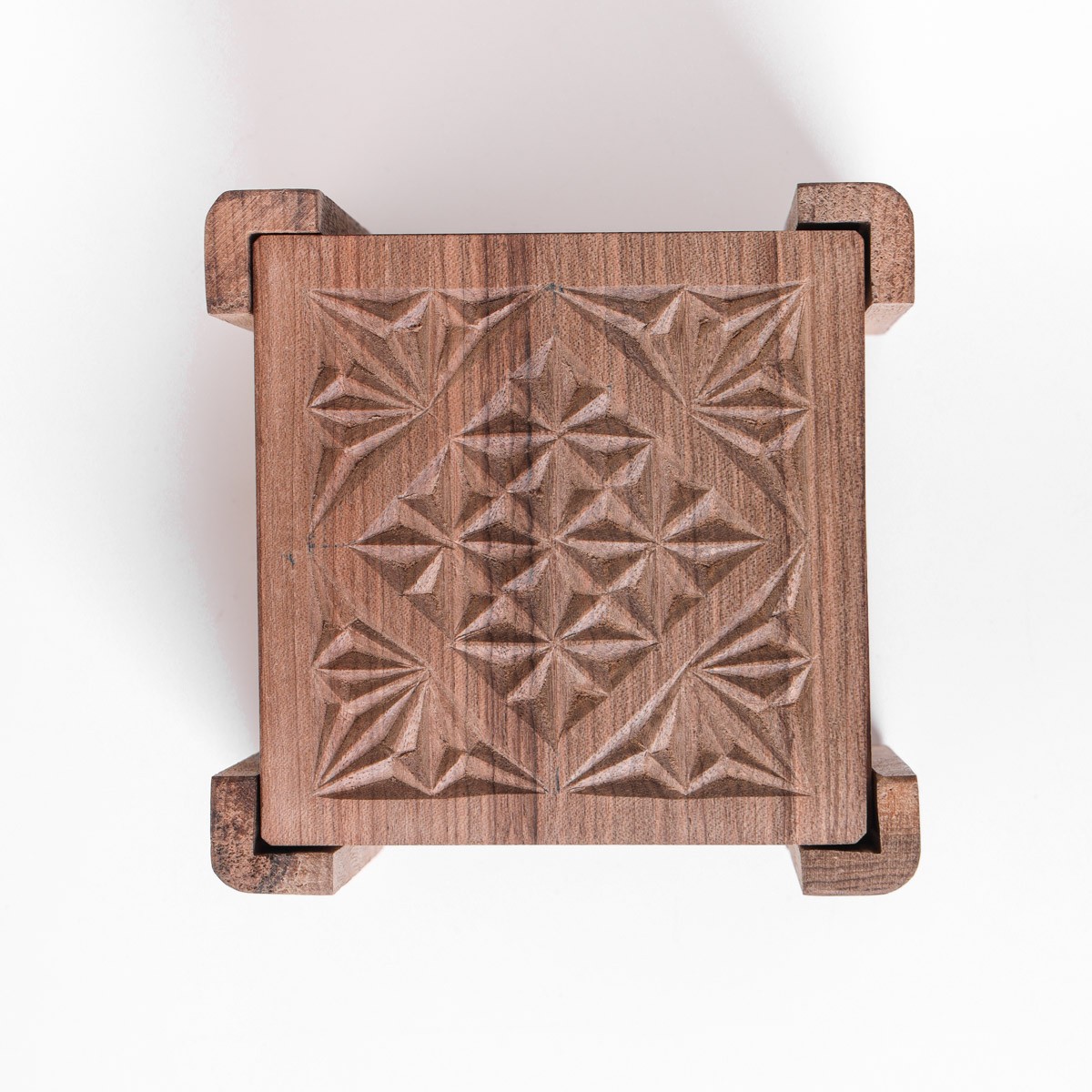 Saucer Set Walnut wood Art 1