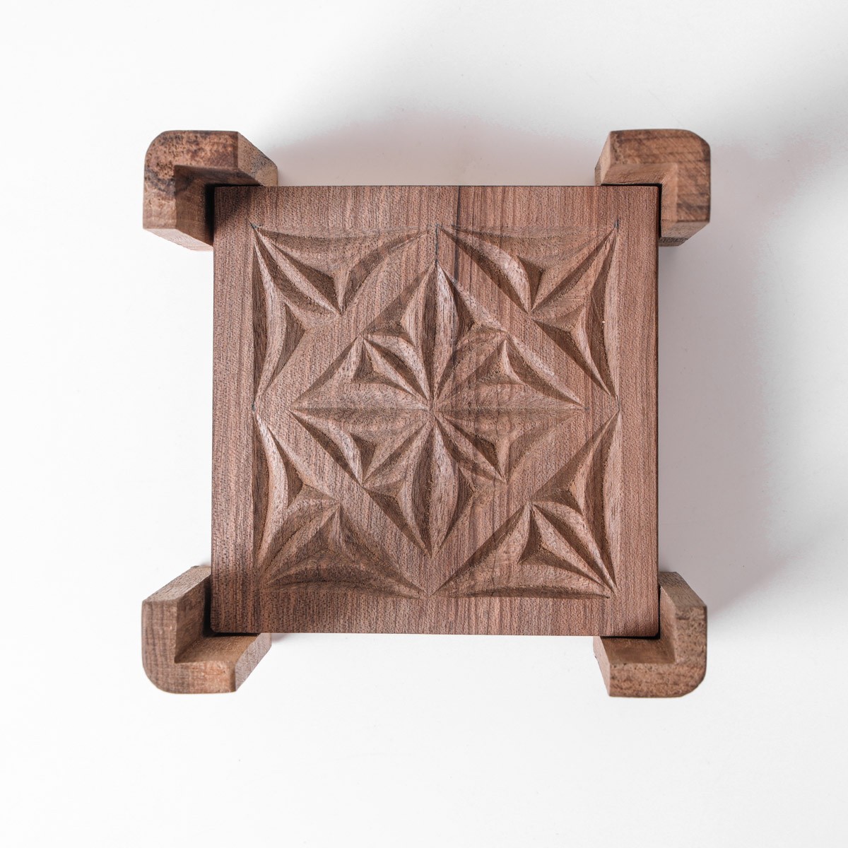 Saucer Set Walnut wood Art 5