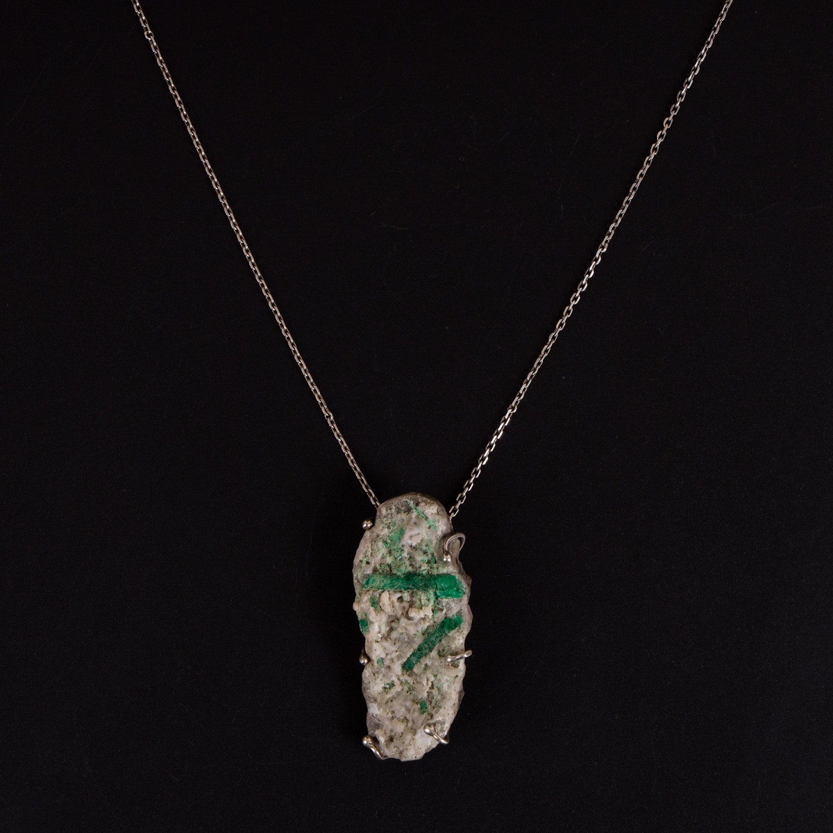 Emerald Rough Drop Pendant | 925 Silver Chain Locket 1