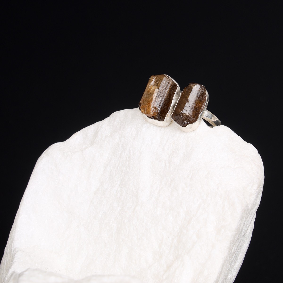 Yellow Scapular Stone Ring | Silver Classic Ring 2