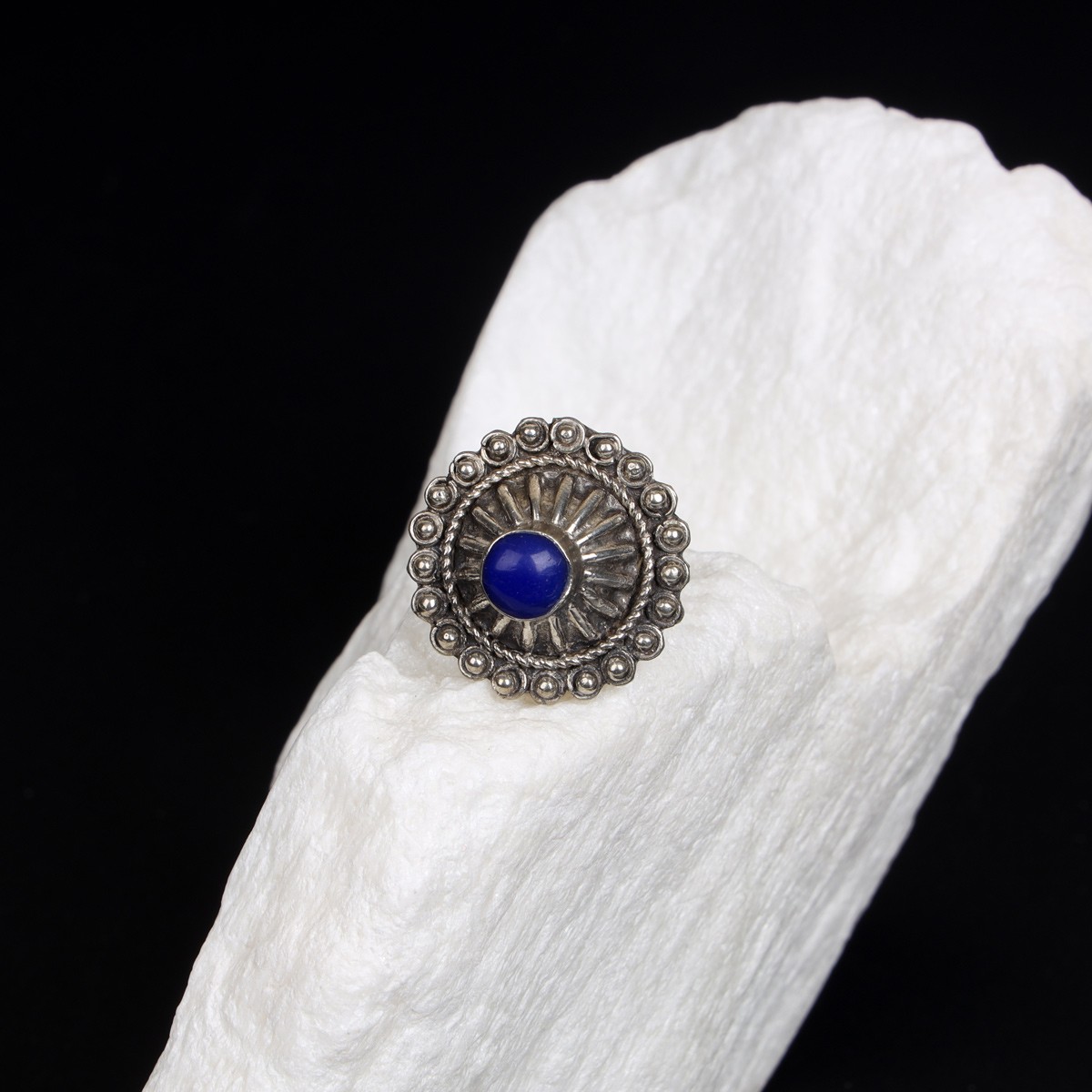 Lapis Lazuli Round Floral Style Ring | Bronze Classic Ring 2
