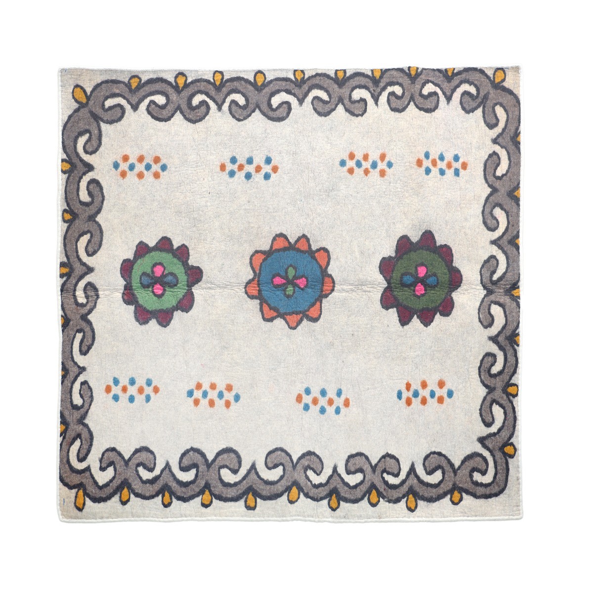 Off-White Nuristani Namad for Bed | Handmade Woolen Namad 6.5 X 6.5 (ft) 1