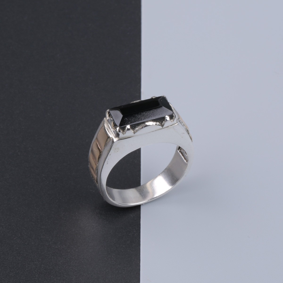 Black Carnelian Ring | Silver Flat Stone Ring 2
