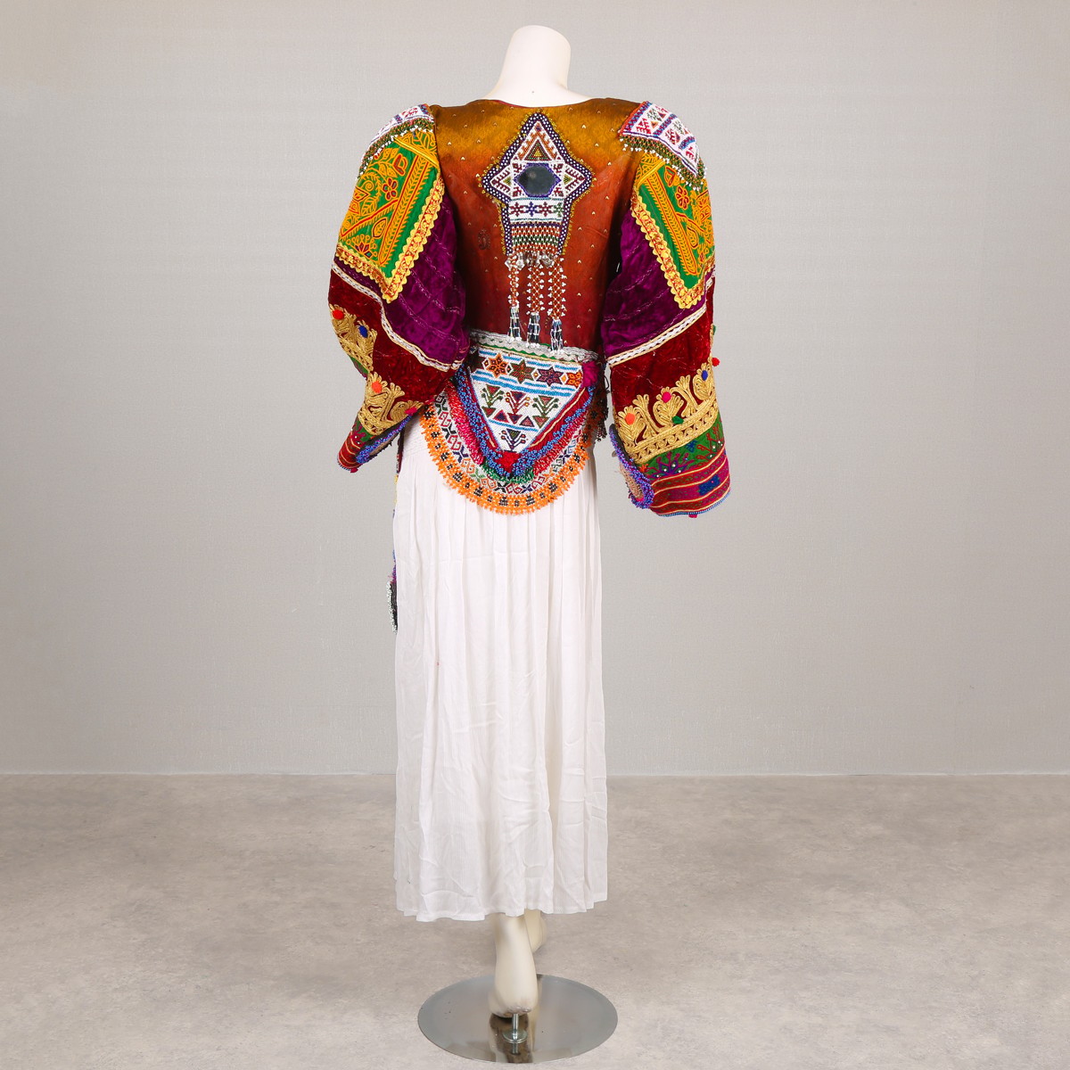 Heavy Embroidered Afghan Bridal Cloth | Balloon Sleeve White Traditional Wear Afghani Gown 4
