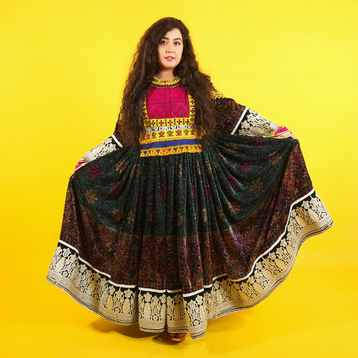 Black Zari Gande Afghani | Balloon Sleeves Pleated Afghan Dress 1