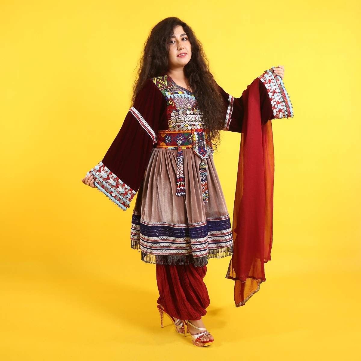 Balochi Embroidered Short Velvet Dress | Balloon Sleeves Afghan Dress 3