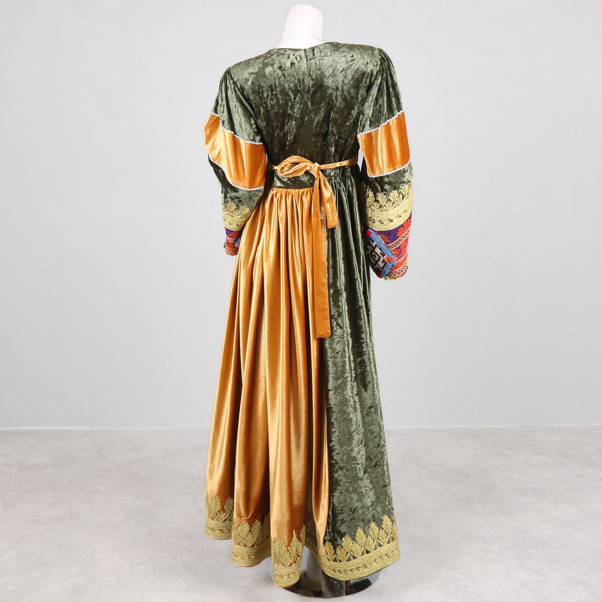 Balloon Sleeved Velvet Pleated Gand Afghani Dress 5