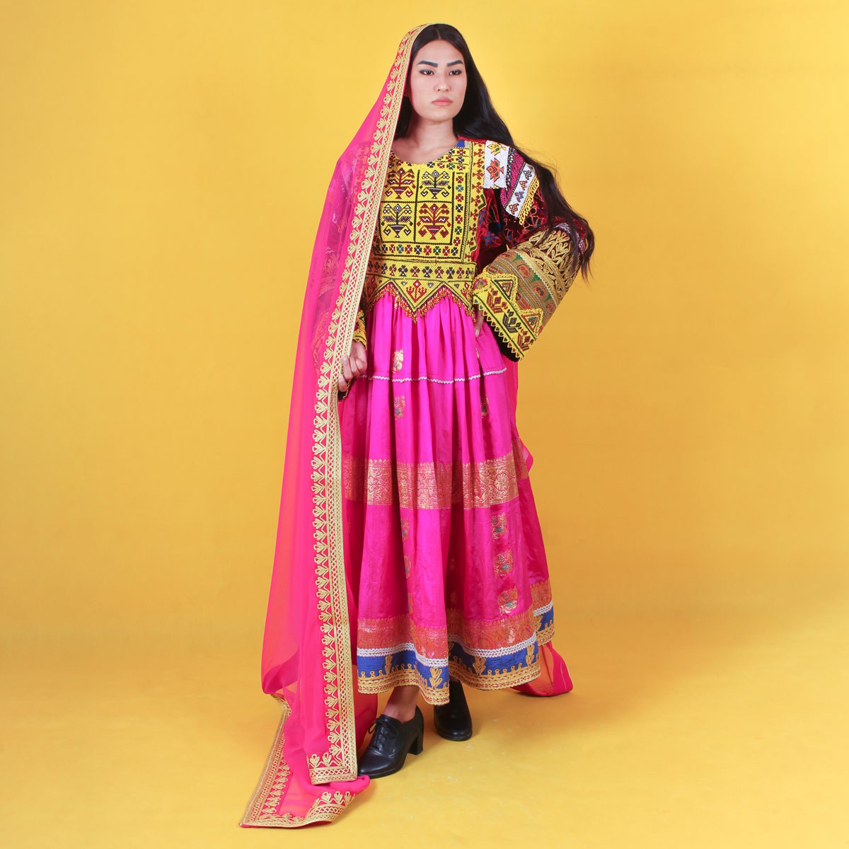 Pink Gand e Afghani with Shawl | Handmade Women's Afghan Clothes 3