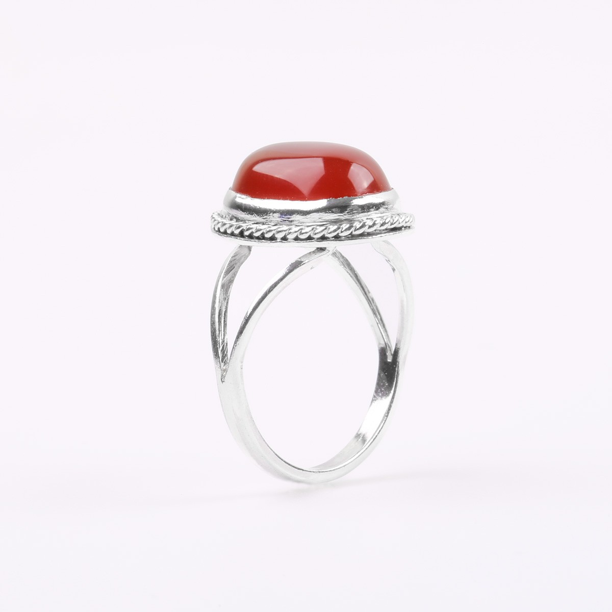 Maroon Agate Ring | Split Silver Round Ring 1
