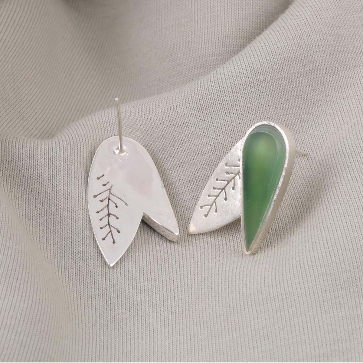 Green Agate Studs | Silver Leaf Style Stud Earrings 1