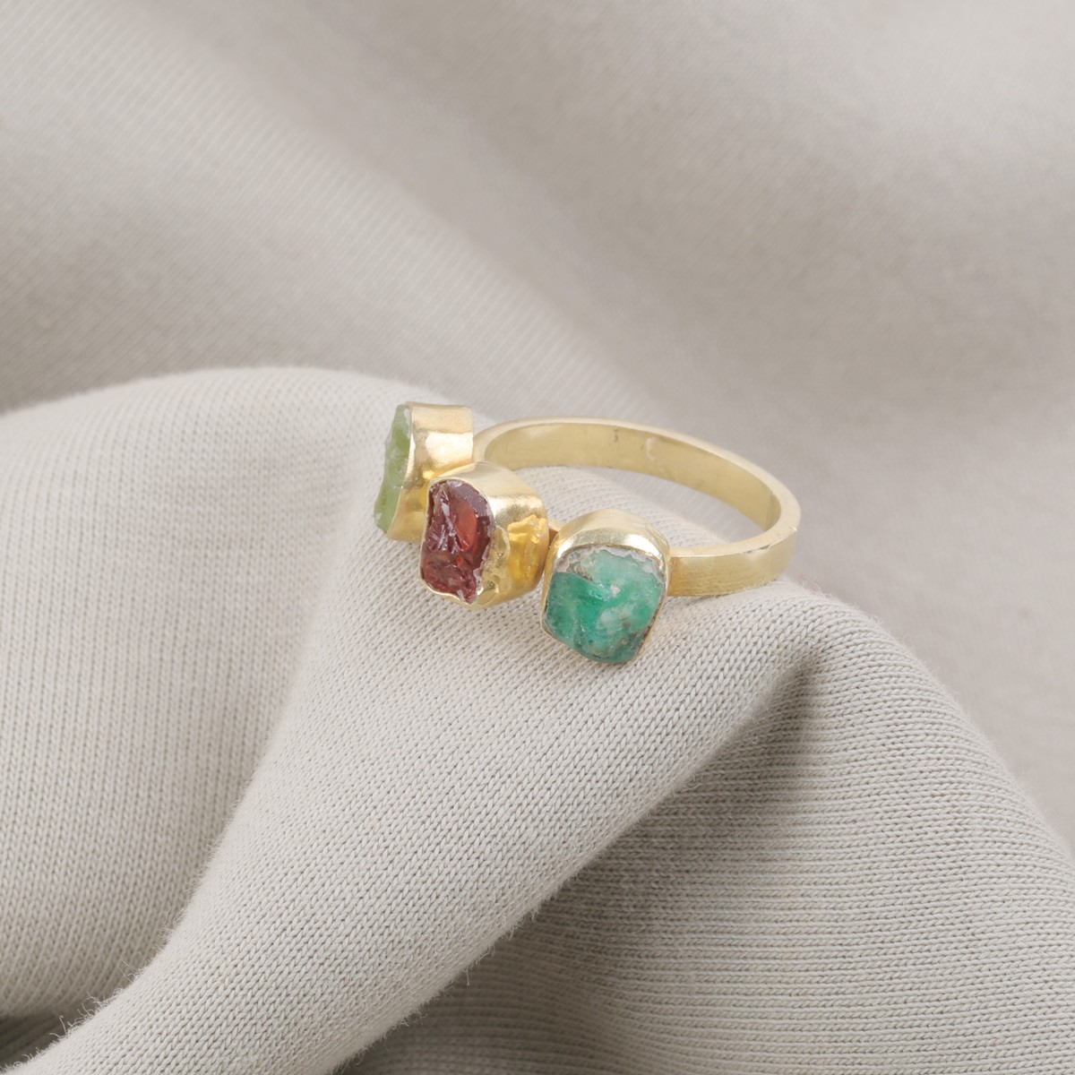 Rough Gold Plated Ring | Three Stone Ring 1