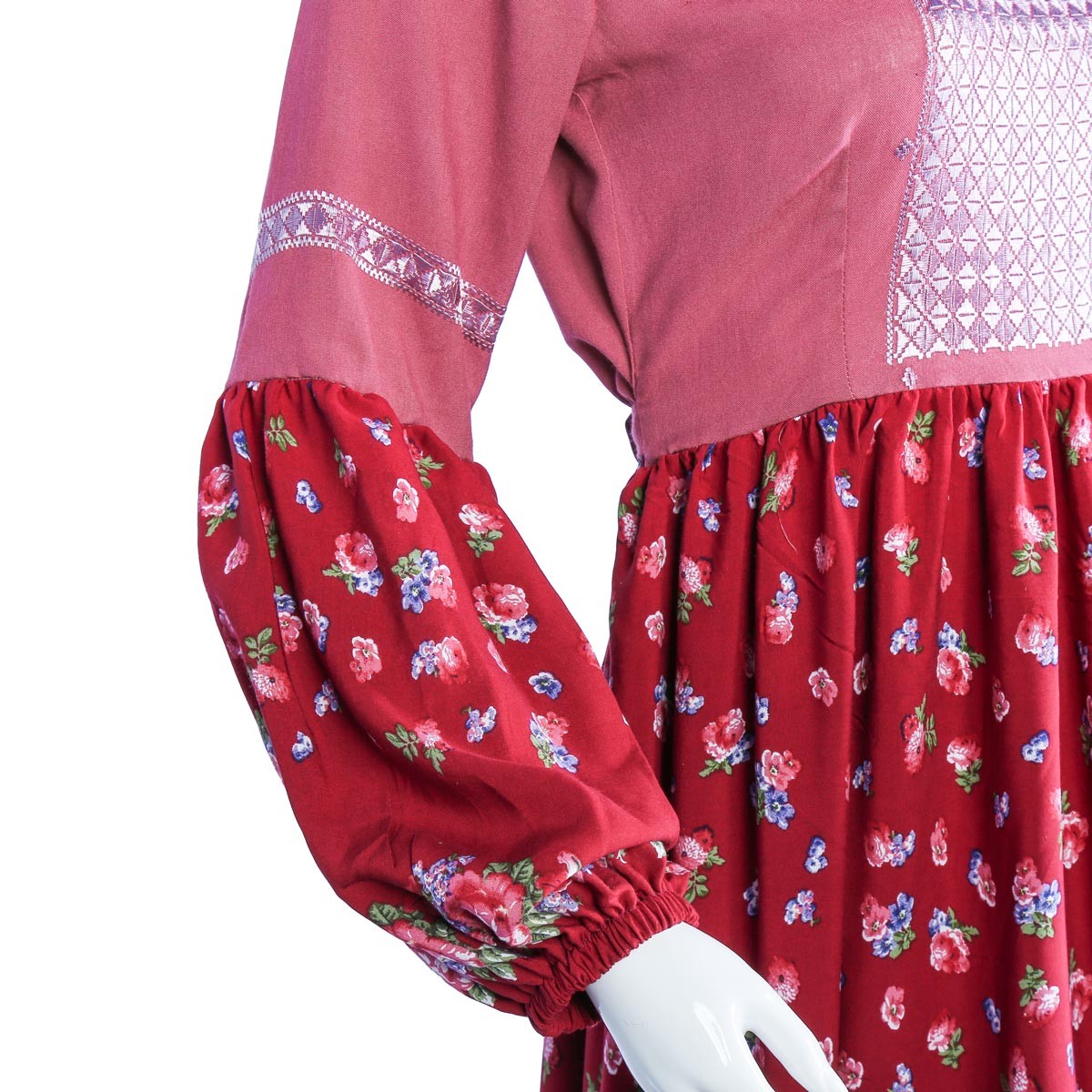 Embroidery Short Dress 3