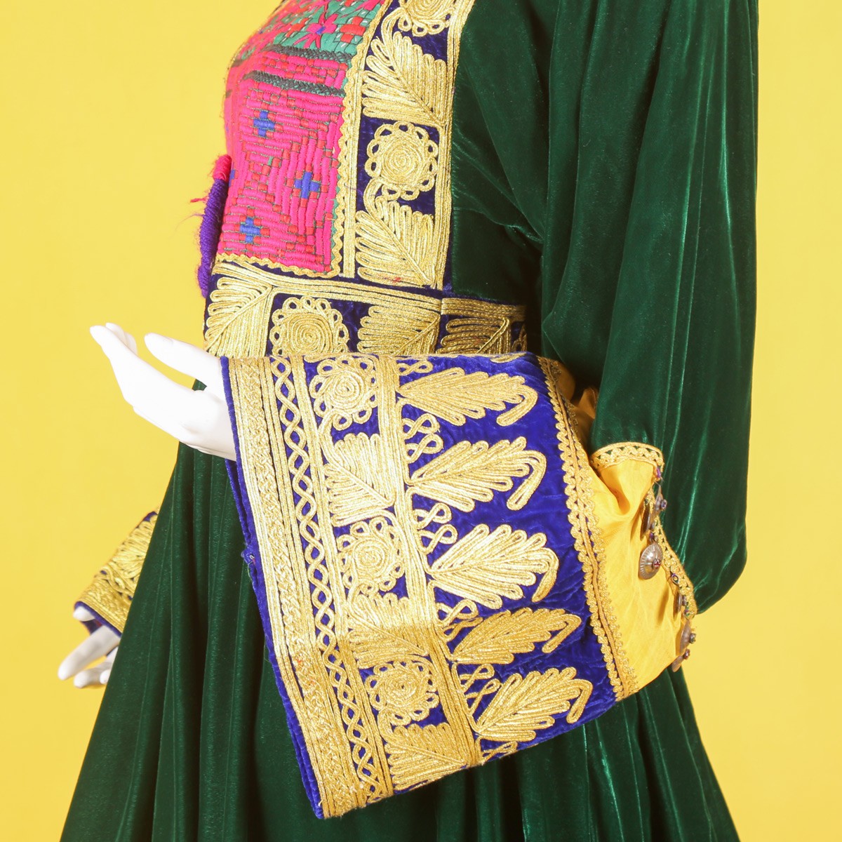 Green Pleated 3-Piece Kuchi Gand e Afghani Traditional Dress 3