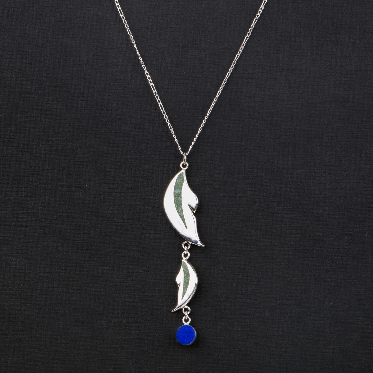 Leaf Design Jewelry Set of Necklace & Earrings 1