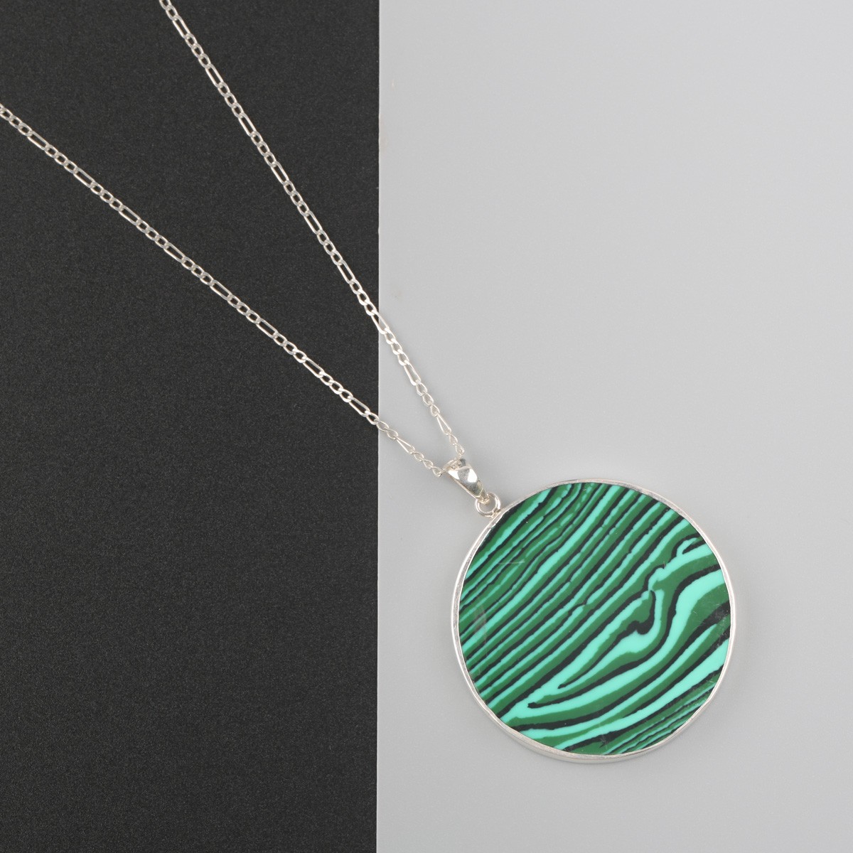 Malachite Drop Pendant | Silver Circle Necklace 1