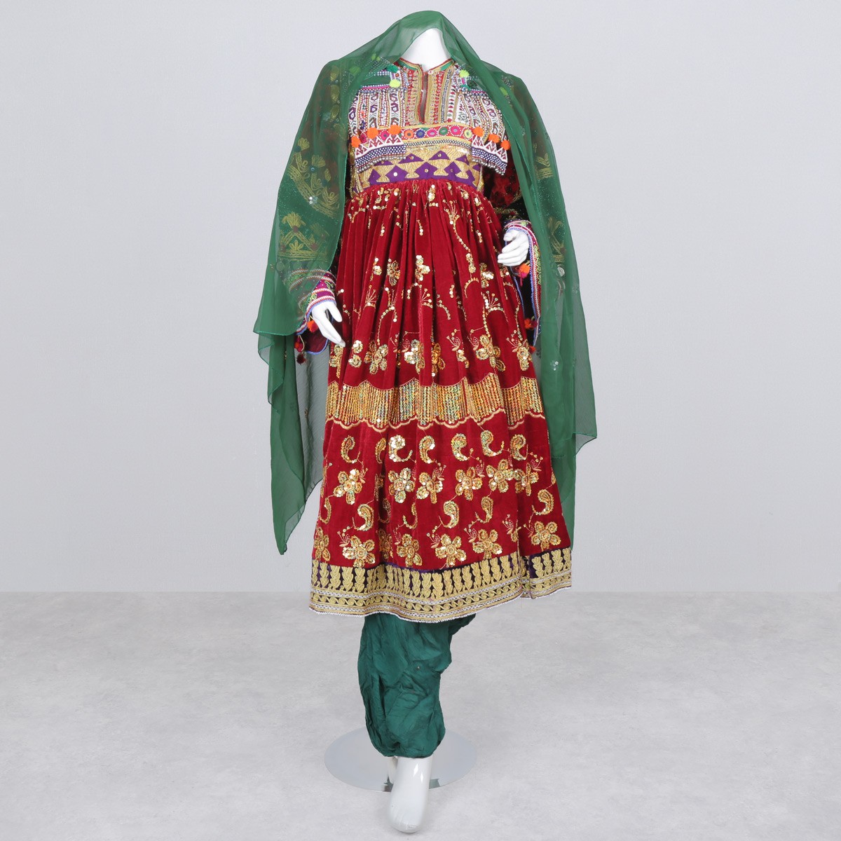 Red Pleated Kochi Design Bridal Wear| Cherma Embroidered Party Wear 1