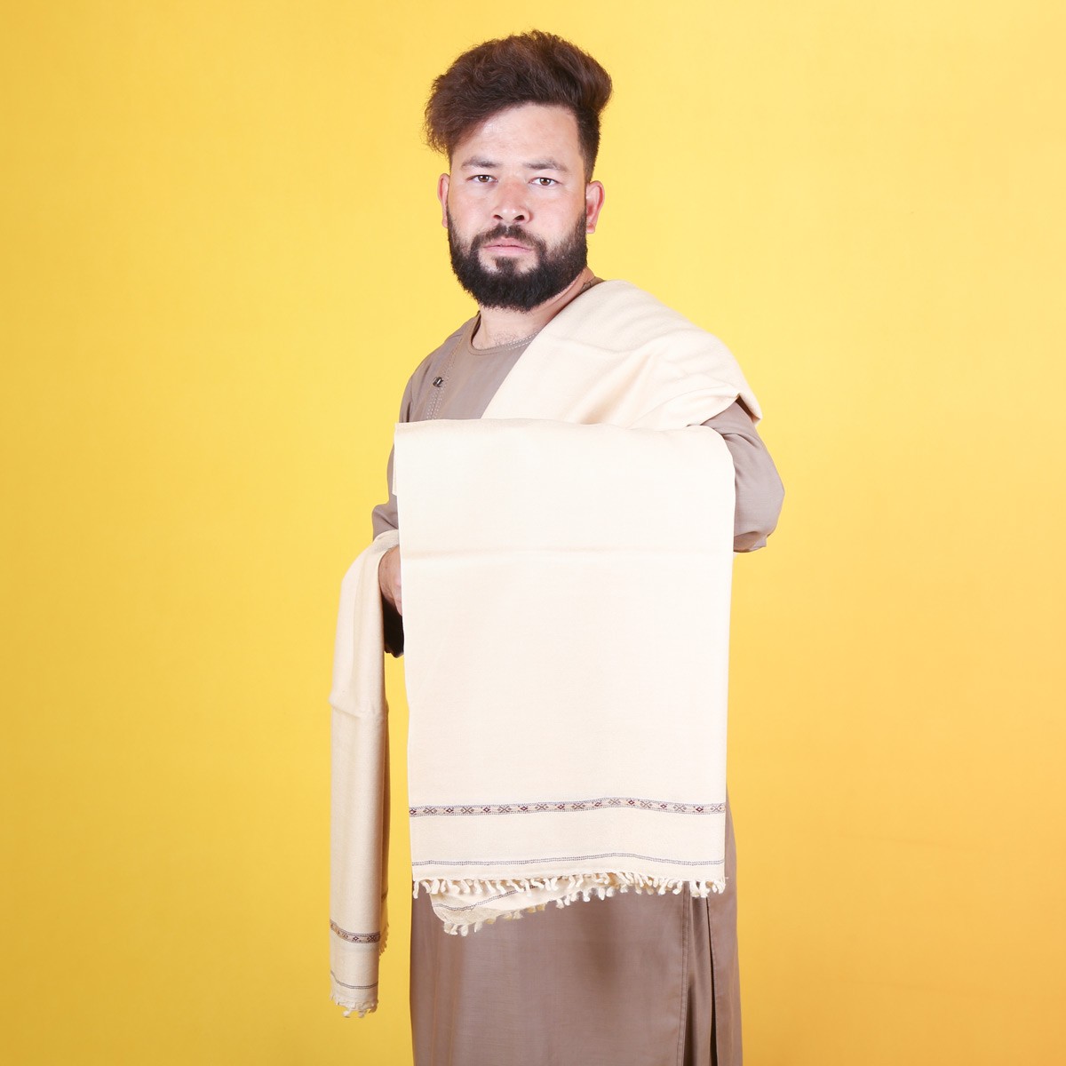 Cream Woolen Men's Pato | Men's Winter Shawl 3