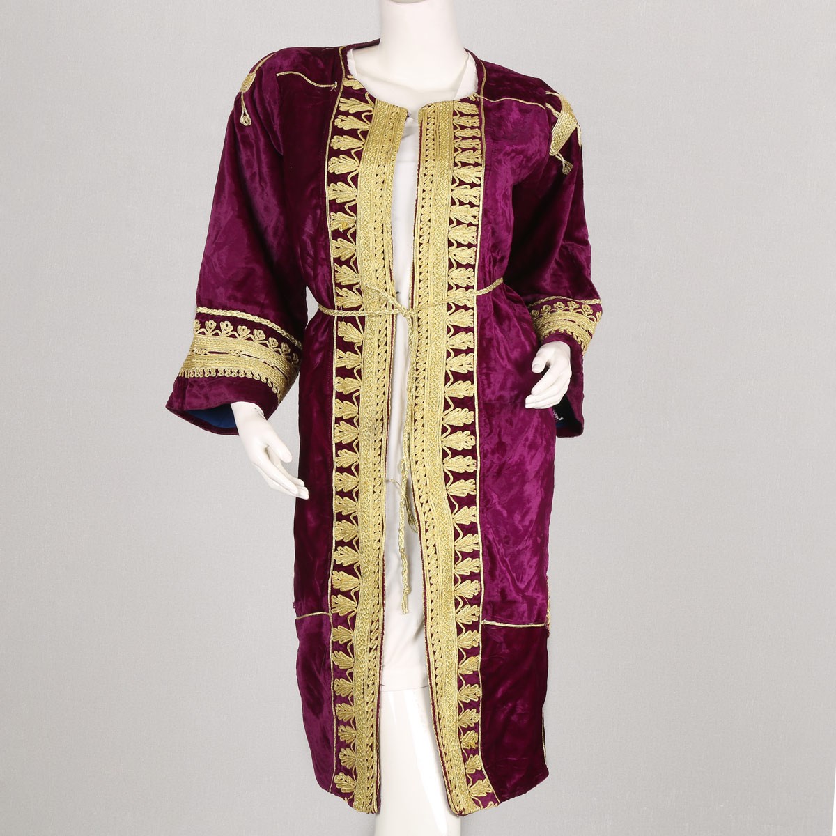 Pinkish Violet Cherma Embroidered Shrug | Velvet Party Wear Fancy Shrug 1