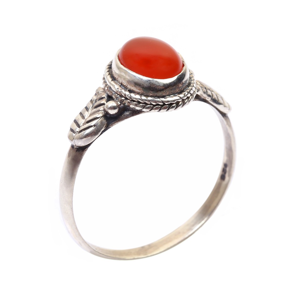 Red Agate Petal Ring | Round Silver Ring 1