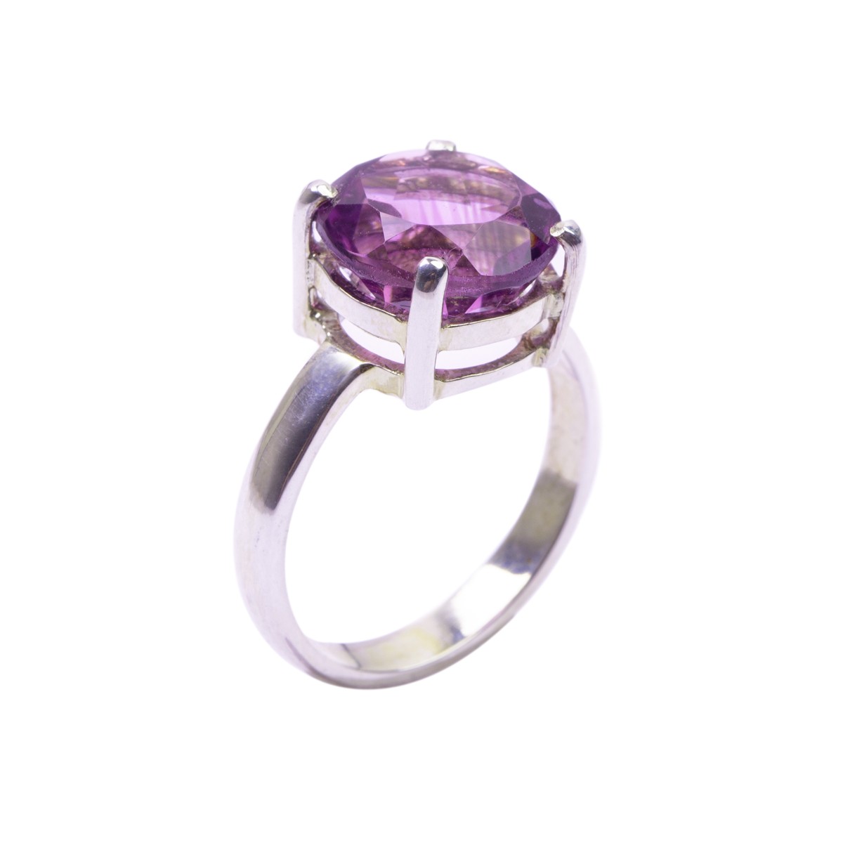 Light Violet Amethyst Ring | Solitaire Silver Ring 1