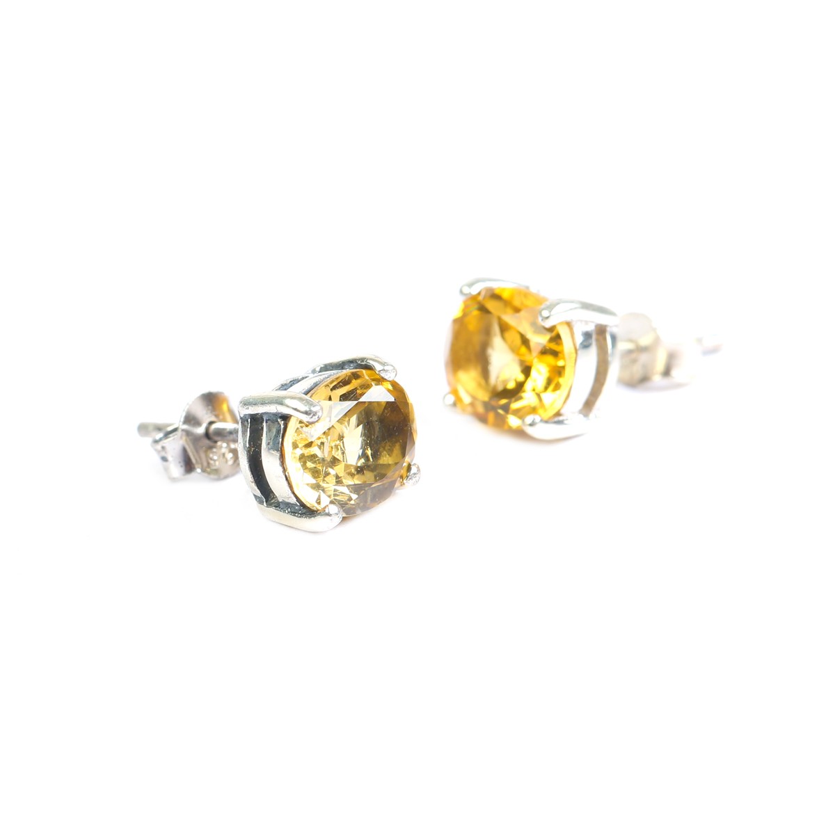 Yellow Citrine Tops | Silver Round Studs 3
